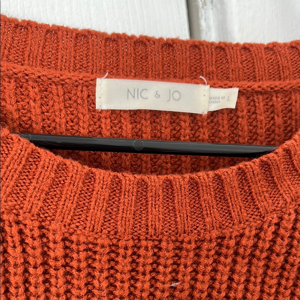 Women's Rust Sweater from Nic & Jo size Large - Picture 2 of 5